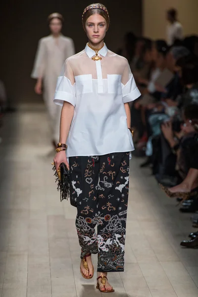 Look 42